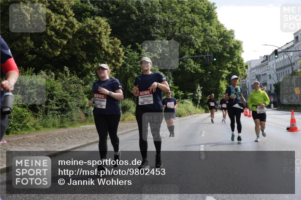 14.06.2026 - REWE Women's Run Jannik Wohlers http://msf.ph/oto/9802453 14.06.2026 10:14:28 Laufen 10520, 10212 meine-sportfotos.de