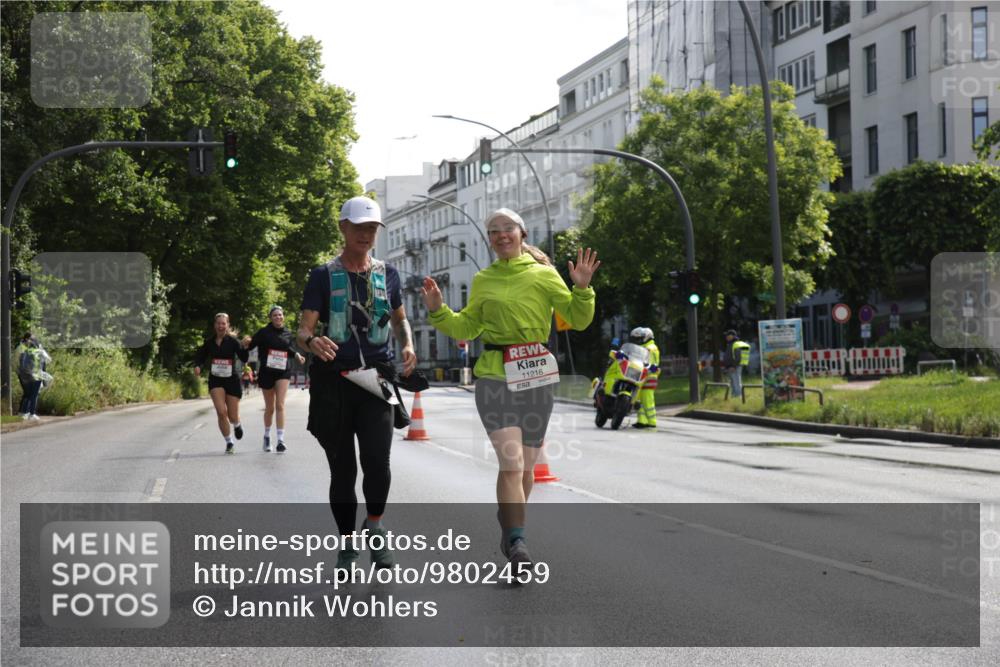 14.06.2026 - REWE Women's Run Jannik Wohlers http://msf.ph/oto/9802459 14.06.2026 10:14:29 Laufen 11216 meine-sportfotos.de