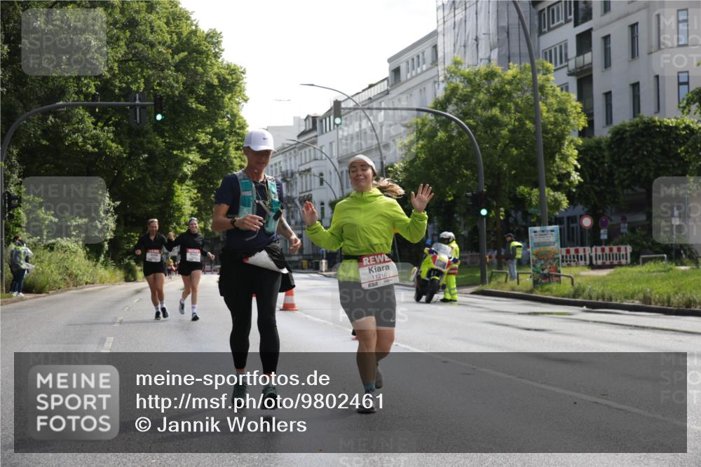 14.06.2026 - REWE Women's Run Jannik Wohlers http://msf.ph/oto/9802461 14.06.2026 10:14:29 Laufen 11216 meine-sportfotos.de