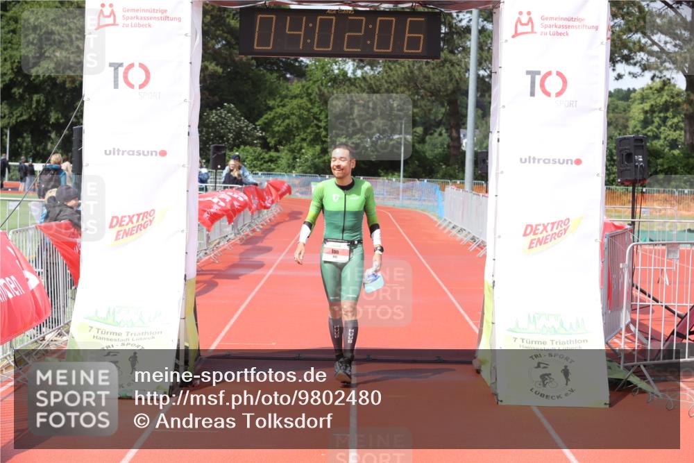 14.06.2026 - 7 Türme Triathlon Andreas Tolksdorf http://msf.ph/oto/9802480 14.06.2026 15:02:05 Ziel 841 meine-sportfotos.de