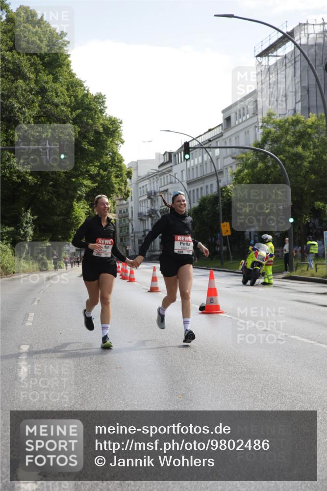 14.06.2026 - REWE Women's Run Jannik Wohlers http://msf.ph/oto/9802486 14.06.2026 10:14:33 Laufen 0045, 10044, 01 meine-sportfotos.de