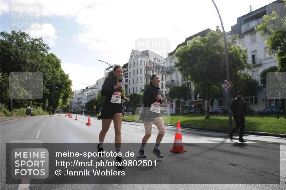 14.06.2026 - REWE Women's Run Jannik Wohlers http://msf.ph/oto/9802501 14.06.2026 10:14:35 Laufen 1004, 10044 meine-sportfotos.de