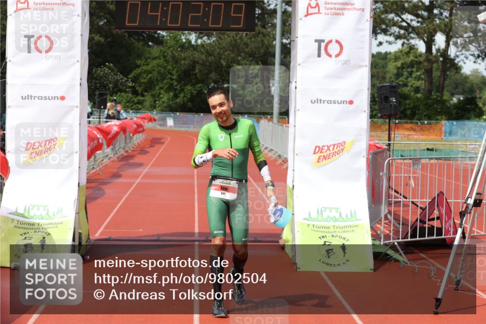 14.06.2026 - 7 Türme Triathlon Andreas Tolksdorf http://msf.ph/oto/9802504 14.06.2026 15:02:08 Ziel 841 meine-sportfotos.de