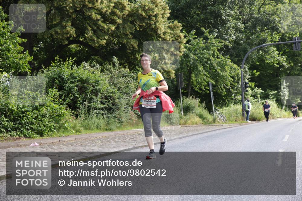 14.06.2026 - REWE Women's Run Jannik Wohlers http://msf.ph/oto/9802542 14.06.2026 10:15:09 Laufen 10599 meine-sportfotos.de