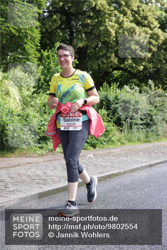 14.06.2026 - REWE Women's Run Jannik Wohlers http://msf.ph/oto/9802554 14.06.2026 10:15:11 Laufen 10599, 7 meine-sportfotos.de