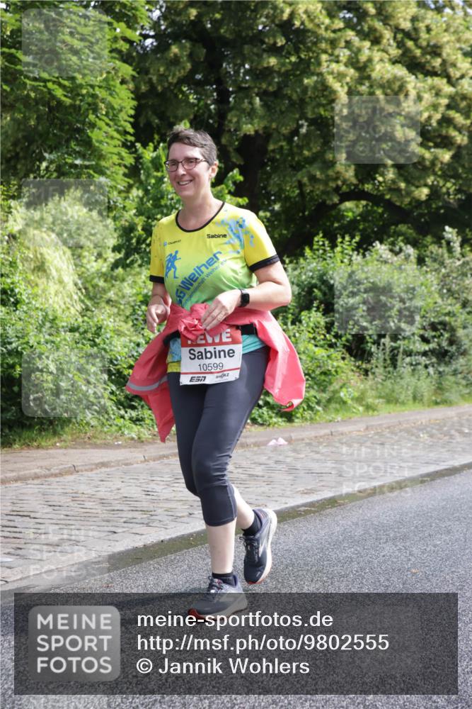 14.06.2026 - REWE Women's Run Jannik Wohlers http://msf.ph/oto/9802555 14.06.2026 10:15:11 Laufen 10599, 57 meine-sportfotos.de