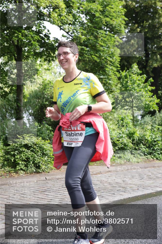 14.06.2026 - REWE Women's Run Jannik Wohlers http://msf.ph/oto/9802571 14.06.2026 10:15:11 Laufen 10599, 7 meine-sportfotos.de