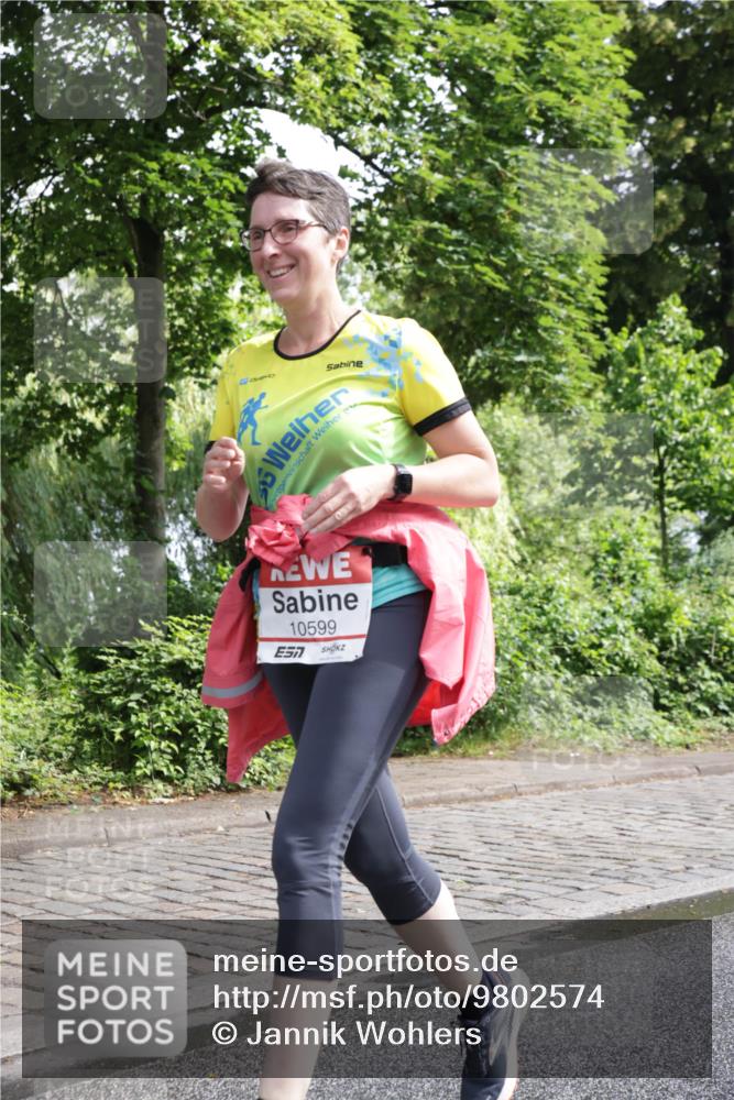 14.06.2026 - REWE Women's Run Jannik Wohlers http://msf.ph/oto/9802574 14.06.2026 10:15:11 Laufen 10599 meine-sportfotos.de