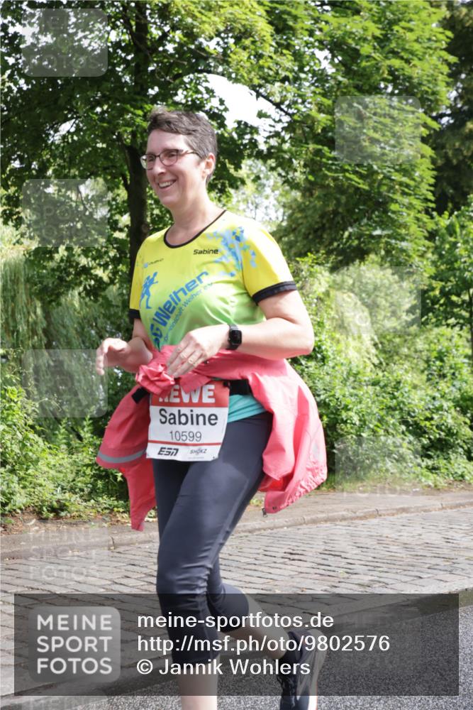 14.06.2026 - REWE Women's Run Jannik Wohlers http://msf.ph/oto/9802576 14.06.2026 10:15:12 Laufen 10599, 7 meine-sportfotos.de