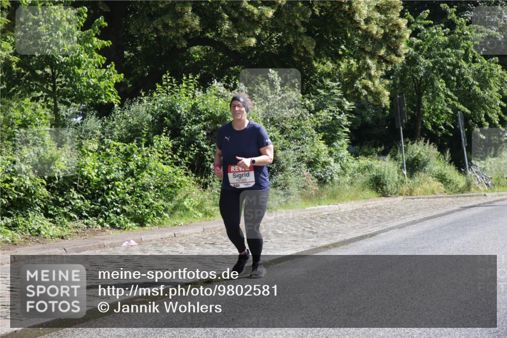 14.06.2026 - REWE Women's Run Jannik Wohlers http://msf.ph/oto/9802581 14.06.2026 10:15:23 Laufen 10189 meine-sportfotos.de