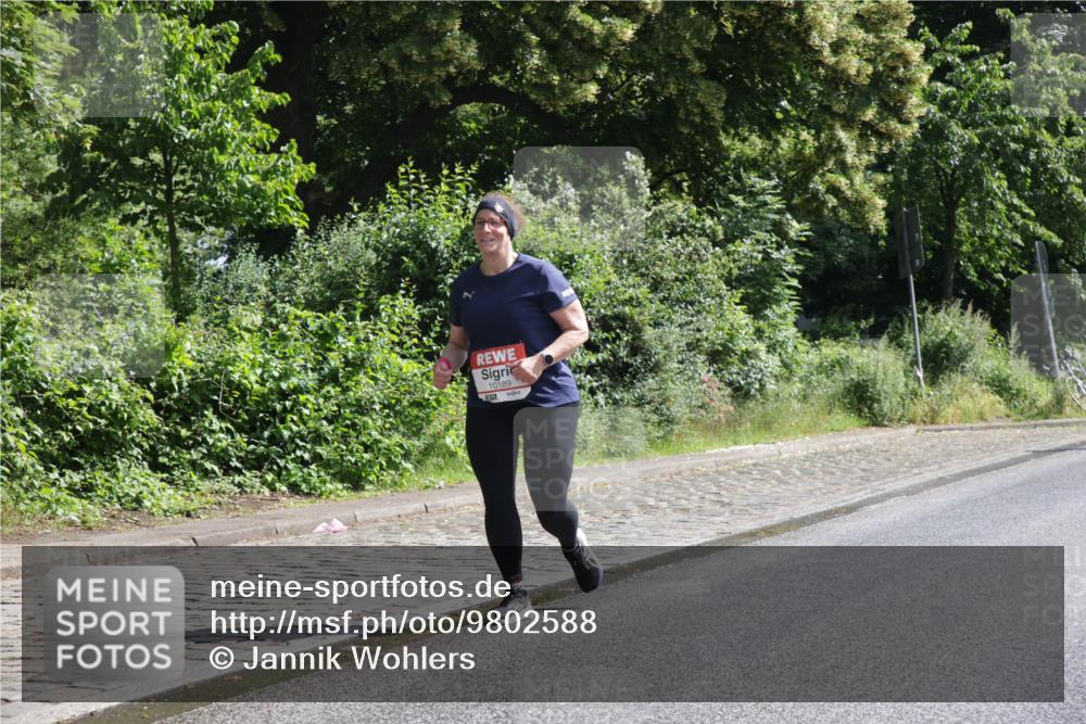 14.06.2026 - REWE Women's Run Jannik Wohlers http://msf.ph/oto/9802588 14.06.2026 10:15:24 Laufen 10189 meine-sportfotos.de