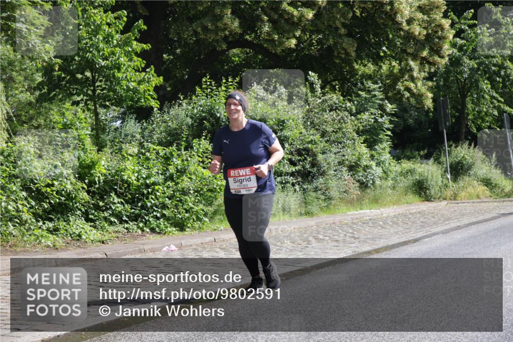14.06.2026 - REWE Women's Run Jannik Wohlers http://msf.ph/oto/9802591 14.06.2026 10:15:24 Laufen 10189, 651 meine-sportfotos.de
