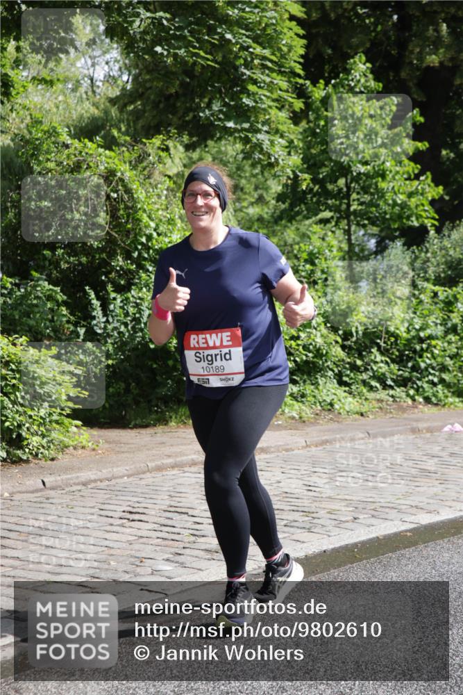 14.06.2026 - REWE Women's Run Jannik Wohlers http://msf.ph/oto/9802610 14.06.2026 10:15:25 Laufen 10189, 7 meine-sportfotos.de