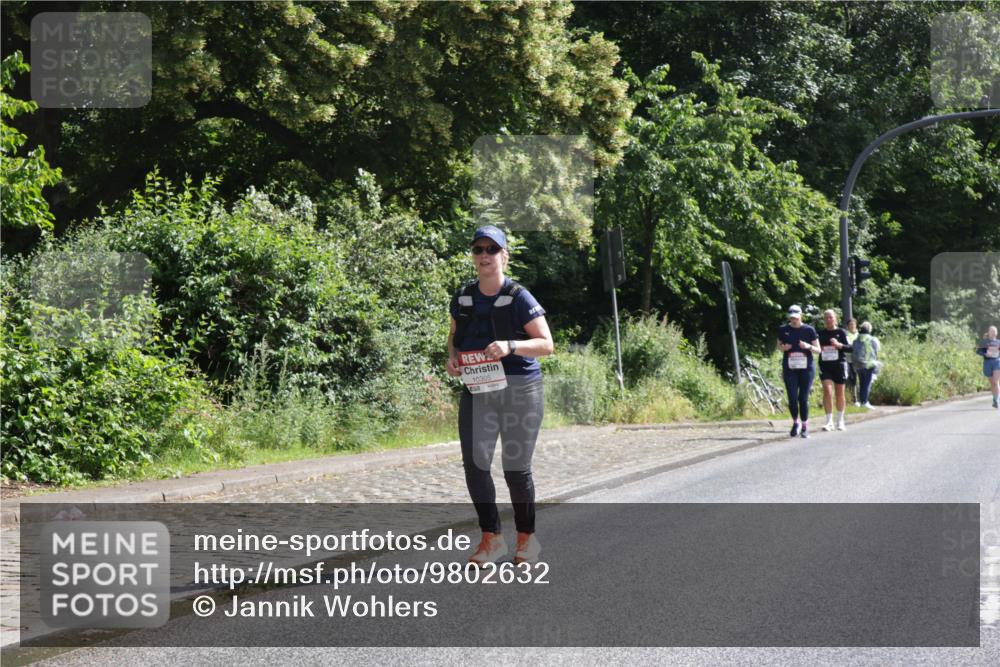 14.06.2026 - REWE Women's Run Jannik Wohlers http://msf.ph/oto/9802632 14.06.2026 10:15:30 Laufen 10305 meine-sportfotos.de