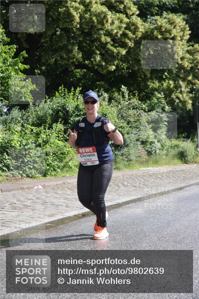 14.06.2026 - REWE Women's Run Jannik Wohlers http://msf.ph/oto/9802639 14.06.2026 10:15:31 Laufen 10305 meine-sportfotos.de