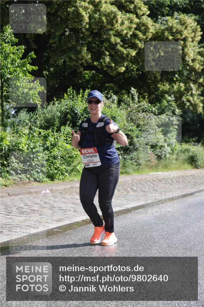 14.06.2026 - REWE Women's Run Jannik Wohlers http://msf.ph/oto/9802640 14.06.2026 10:15:31 Laufen 10305, 57 meine-sportfotos.de