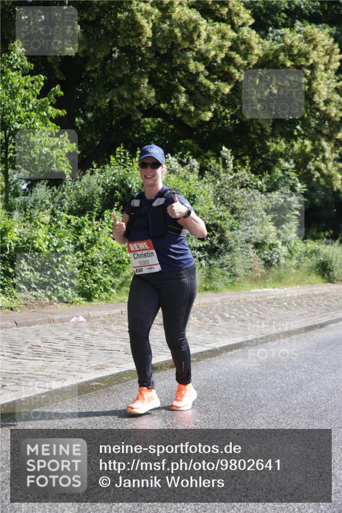14.06.2026 - REWE Women's Run Jannik Wohlers http://msf.ph/oto/9802641 14.06.2026 10:15:31 Laufen 10305, 57 meine-sportfotos.de