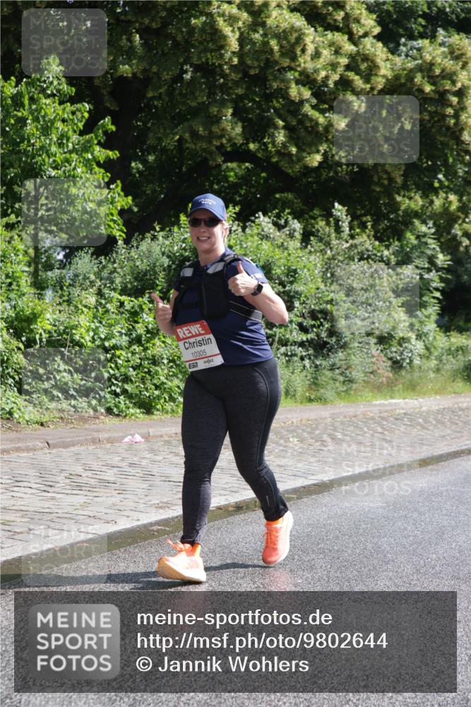 14.06.2026 - REWE Women's Run Jannik Wohlers http://msf.ph/oto/9802644 14.06.2026 10:15:31 Laufen 10305 meine-sportfotos.de