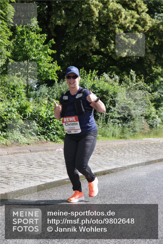 14.06.2026 - REWE Women's Run Jannik Wohlers http://msf.ph/oto/9802648 14.06.2026 10:15:31 Laufen 10305, 51 meine-sportfotos.de