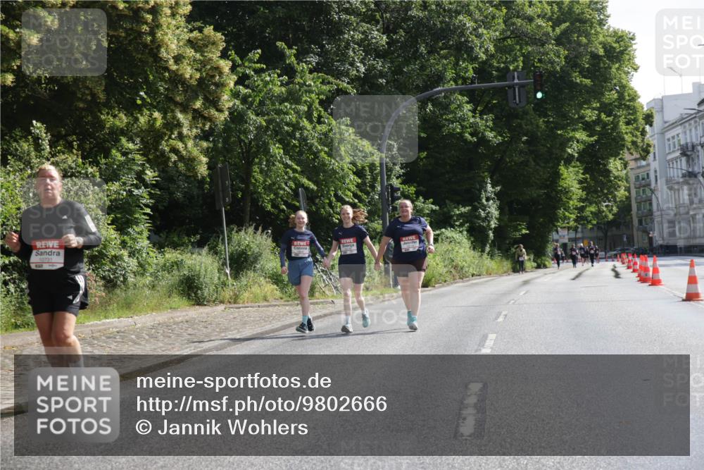 14.06.2026 - REWE Women's Run Jannik Wohlers http://msf.ph/oto/9802666 14.06.2026 10:15:39 Laufen 10731 meine-sportfotos.de