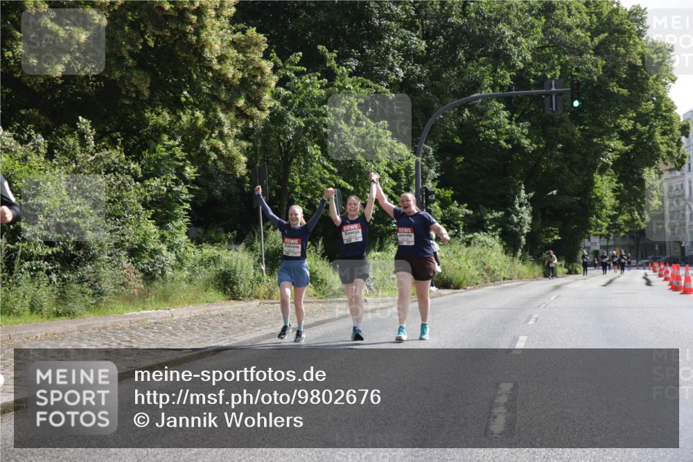 14.06.2026 - REWE Women's Run Jannik Wohlers http://msf.ph/oto/9802676 14.06.2026 10:15:40 Laufen  meine-sportfotos.de