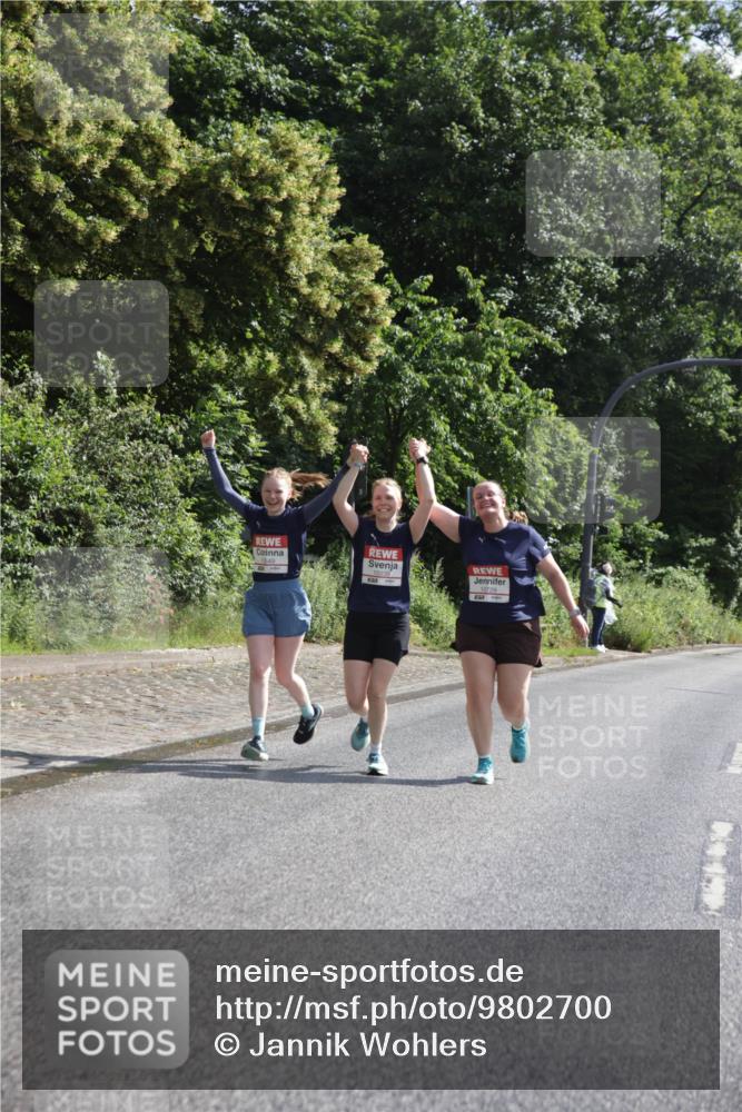 14.06.2026 - REWE Women's Run Jannik Wohlers http://msf.ph/oto/9802700 14.06.2026 10:15:41 Laufen  meine-sportfotos.de