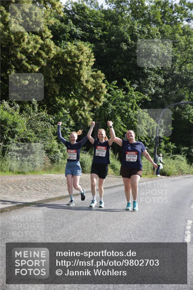 14.06.2026 - REWE Women's Run Jannik Wohlers http://msf.ph/oto/9802703 14.06.2026 10:15:41 Laufen  meine-sportfotos.de