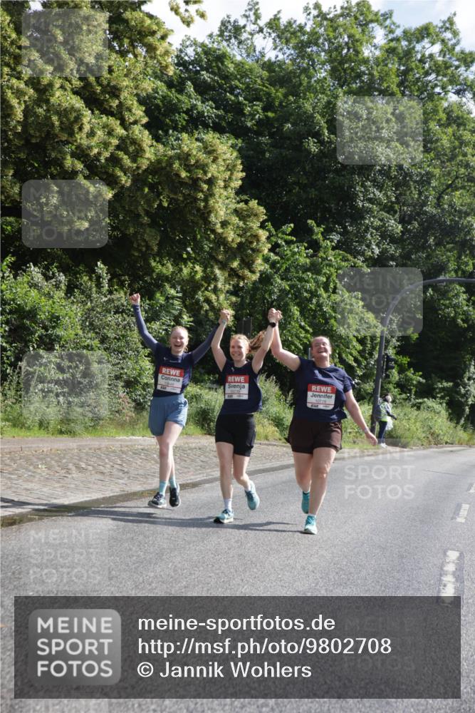 14.06.2026 - REWE Women's Run Jannik Wohlers http://msf.ph/oto/9802708 14.06.2026 10:15:41 Laufen  meine-sportfotos.de