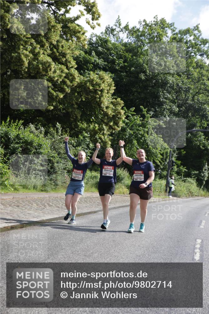 14.06.2026 - REWE Women's Run Jannik Wohlers http://msf.ph/oto/9802714 14.06.2026 10:15:42 Laufen  meine-sportfotos.de
