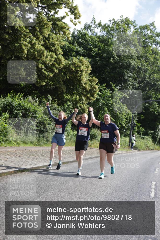 14.06.2026 - REWE Women's Run Jannik Wohlers http://msf.ph/oto/9802718 14.06.2026 10:15:42 Laufen  meine-sportfotos.de