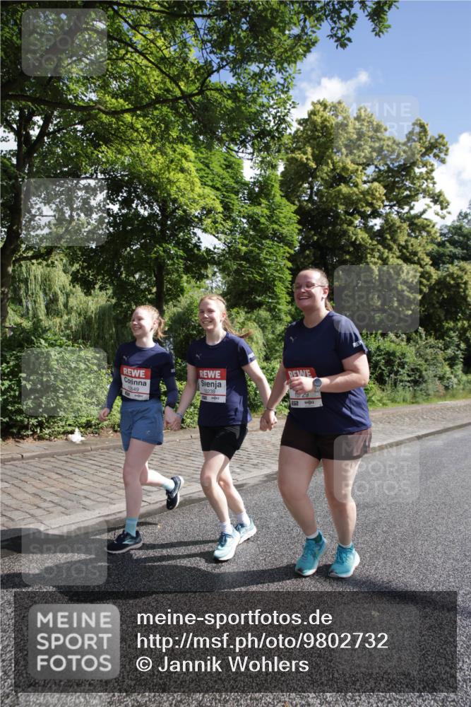14.06.2026 - REWE Women's Run Jannik Wohlers http://msf.ph/oto/9802732 14.06.2026 10:15:44 Laufen 10649, 10239 meine-sportfotos.de