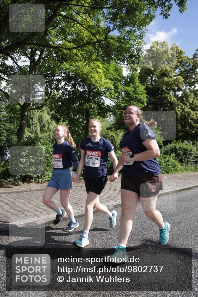 14.06.2026 - REWE Women's Run Jannik Wohlers http://msf.ph/oto/9802737 14.06.2026 10:15:45 Laufen 1649, 10239, 57 meine-sportfotos.de