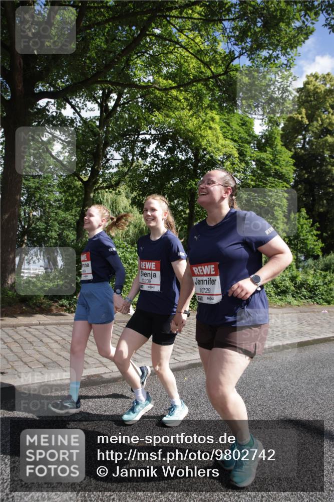 14.06.2026 - REWE Women's Run Jannik Wohlers http://msf.ph/oto/9802742 14.06.2026 10:15:45 Laufen 10239, 10729 meine-sportfotos.de