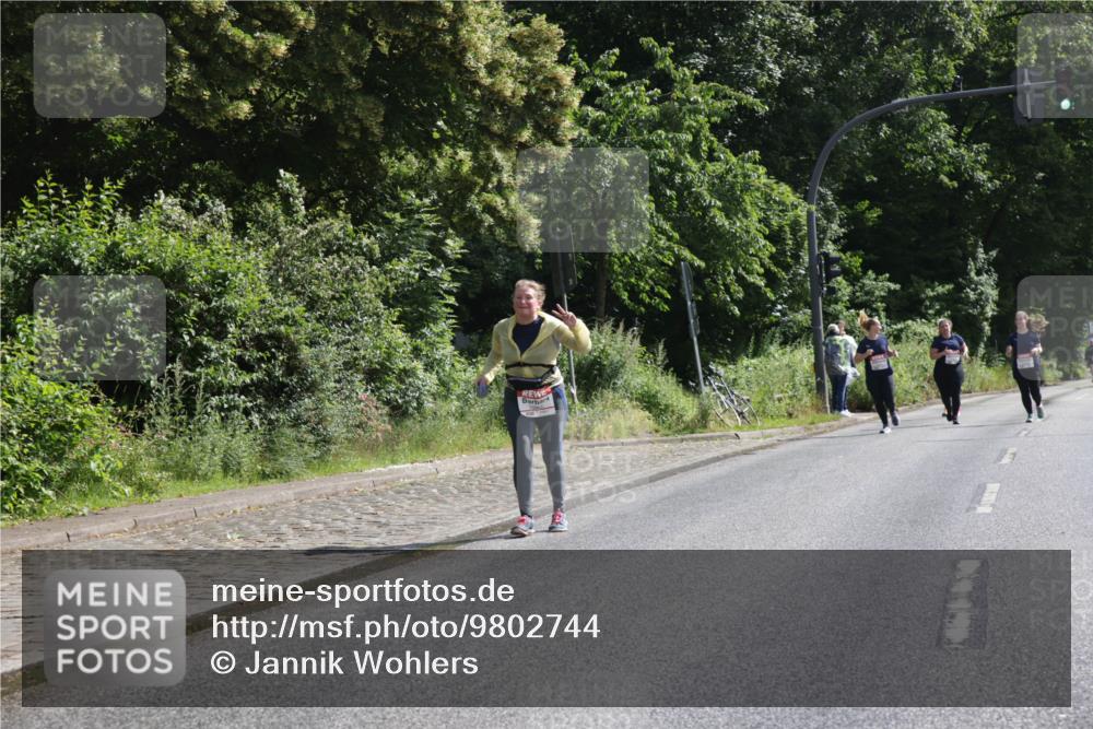 14.06.2026 - REWE Women's Run Jannik Wohlers http://msf.ph/oto/9802744 14.06.2026 10:16:08 Laufen  meine-sportfotos.de