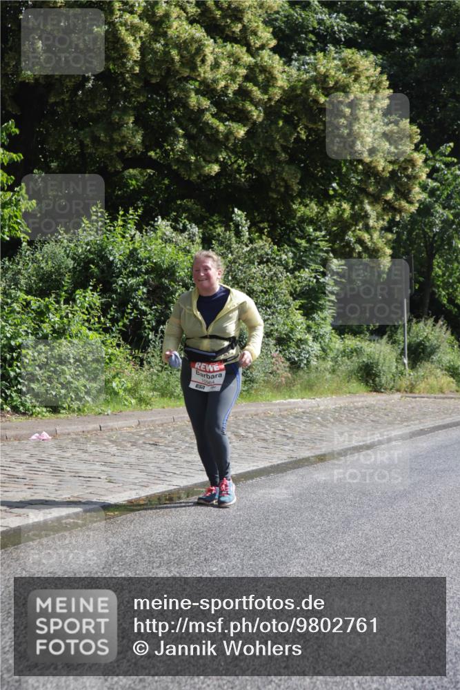 14.06.2026 - REWE Women's Run Jannik Wohlers http://msf.ph/oto/9802761 14.06.2026 10:16:10 Laufen 10964 meine-sportfotos.de