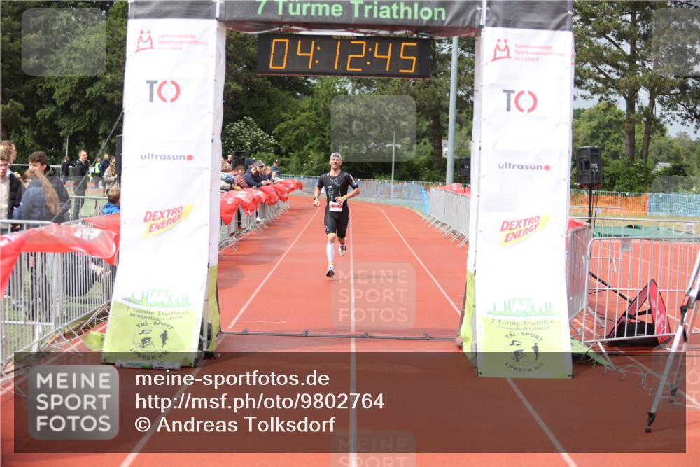 14.06.2026 - 7 Türme Triathlon Andreas Tolksdorf http://msf.ph/oto/9802764 14.06.2026 15:12:44 Ziel 757 meine-sportfotos.de