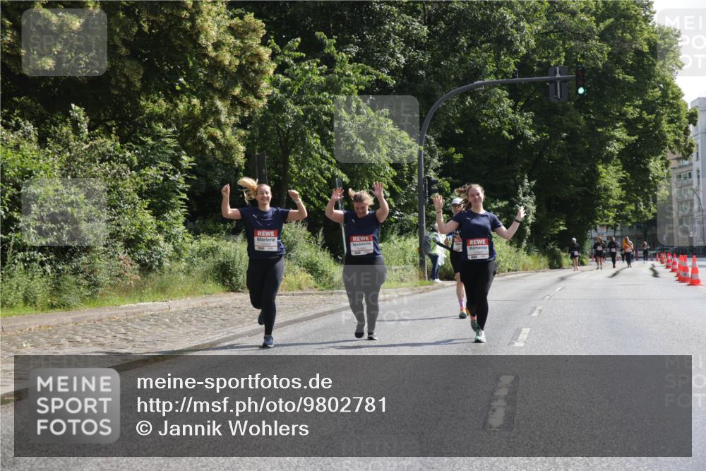 14.06.2026 - REWE Women's Run Jannik Wohlers http://msf.ph/oto/9802781 14.06.2026 10:16:16 Laufen  meine-sportfotos.de