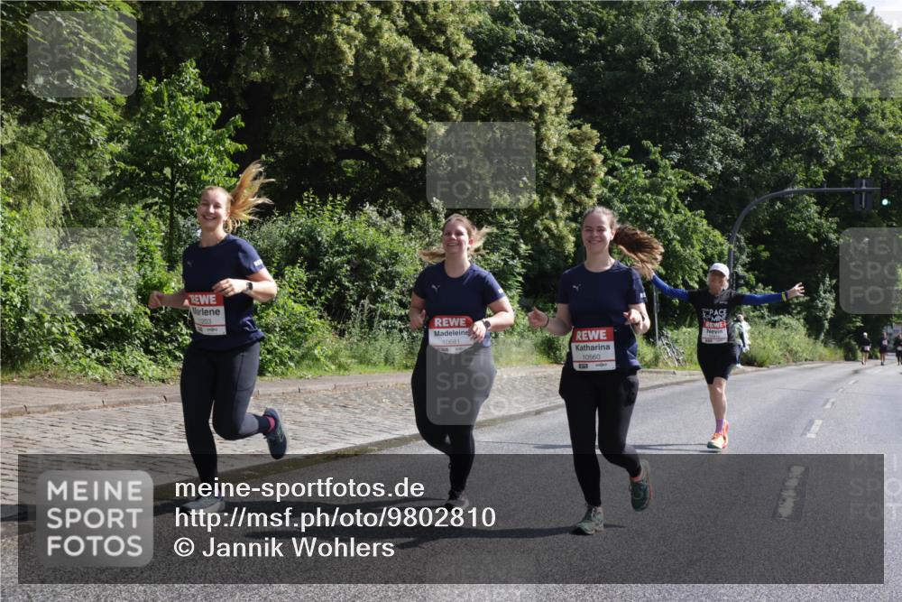 14.06.2026 - REWE Women's Run Jannik Wohlers http://msf.ph/oto/9802810 14.06.2026 10:16:19 Laufen 11203, 10681, 10560 meine-sportfotos.de