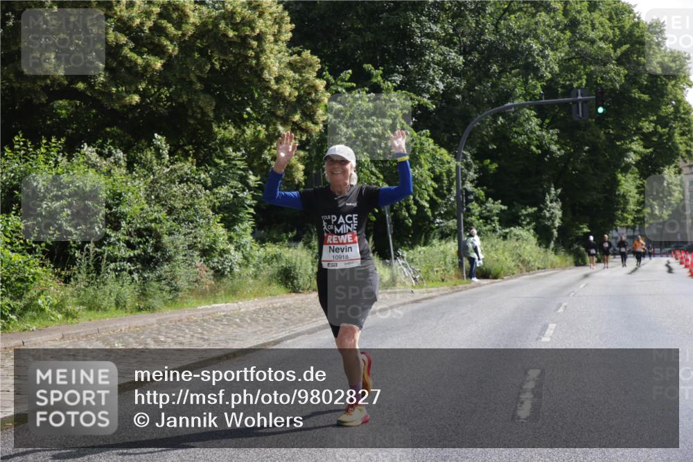 14.06.2026 - REWE Women's Run Jannik Wohlers http://msf.ph/oto/9802827 14.06.2026 10:16:21 Laufen 10918, 57 meine-sportfotos.de