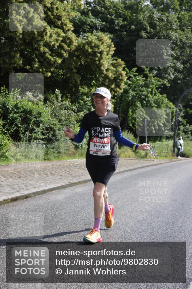 14.06.2026 - REWE Women's Run Jannik Wohlers http://msf.ph/oto/9802830 14.06.2026 10:16:21 Laufen 10918 meine-sportfotos.de