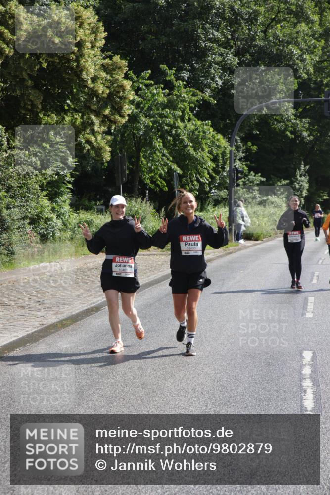 14.06.2026 - REWE Women's Run Jannik Wohlers http://msf.ph/oto/9802879 14.06.2026 10:16:43 Laufen 10401, 10403 meine-sportfotos.de