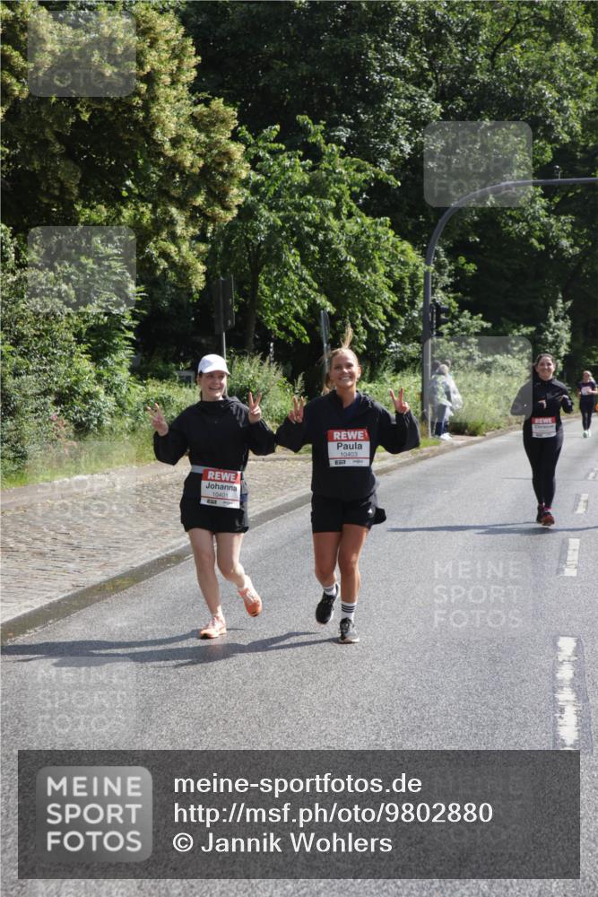 14.06.2026 - REWE Women's Run Jannik Wohlers http://msf.ph/oto/9802880 14.06.2026 10:16:43 Laufen 10401, 10403, 7 meine-sportfotos.de