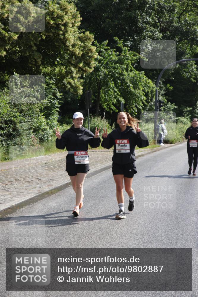 14.06.2026 - REWE Women's Run Jannik Wohlers http://msf.ph/oto/9802887 14.06.2026 10:16:43 Laufen 10401, 10403 meine-sportfotos.de
