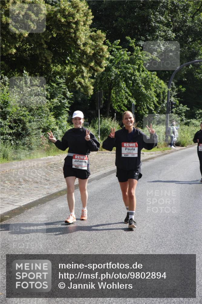14.06.2026 - REWE Women's Run Jannik Wohlers http://msf.ph/oto/9802894 14.06.2026 10:16:44 Laufen 10401, 10403, 7 meine-sportfotos.de