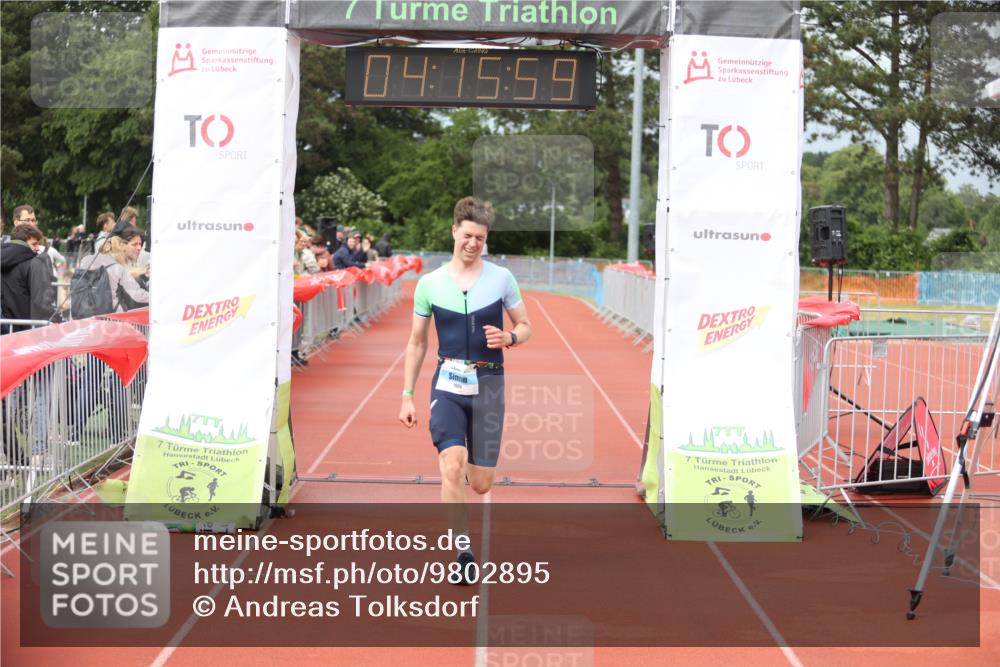 14.06.2026 - 7 Türme Triathlon Andreas Tolksdorf http://msf.ph/oto/9802895 14.06.2026 15:15:57 Ziel 1006 meine-sportfotos.de