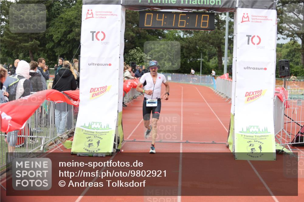 14.06.2026 - 7 Türme Triathlon Andreas Tolksdorf http://msf.ph/oto/9802921 14.06.2026 15:16:16 Ziel 1118 meine-sportfotos.de