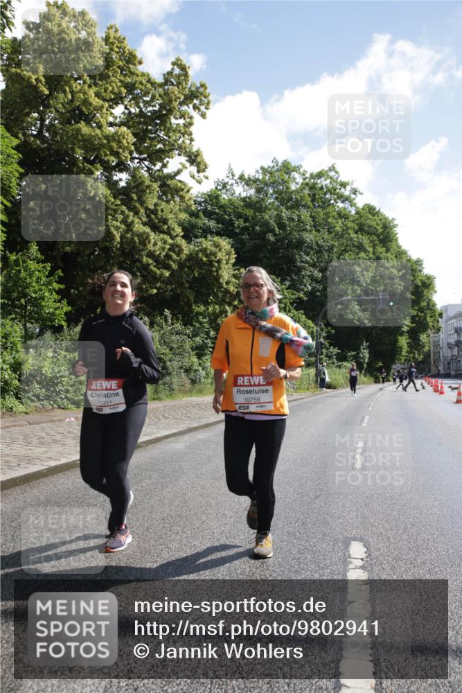 14.06.2026 - REWE Women's Run Jannik Wohlers http://msf.ph/oto/9802941 14.06.2026 10:16:49 Laufen 10311, 6517, 10759, 57 meine-sportfotos.de