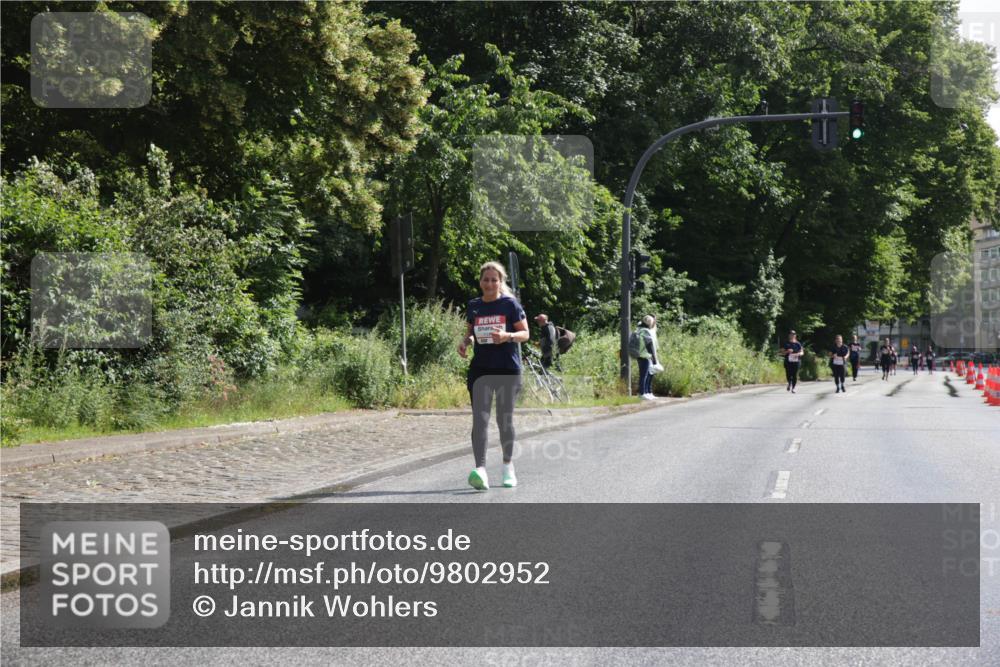 14.06.2026 - REWE Women's Run Jannik Wohlers http://msf.ph/oto/9802952 14.06.2026 10:16:57 Laufen  meine-sportfotos.de