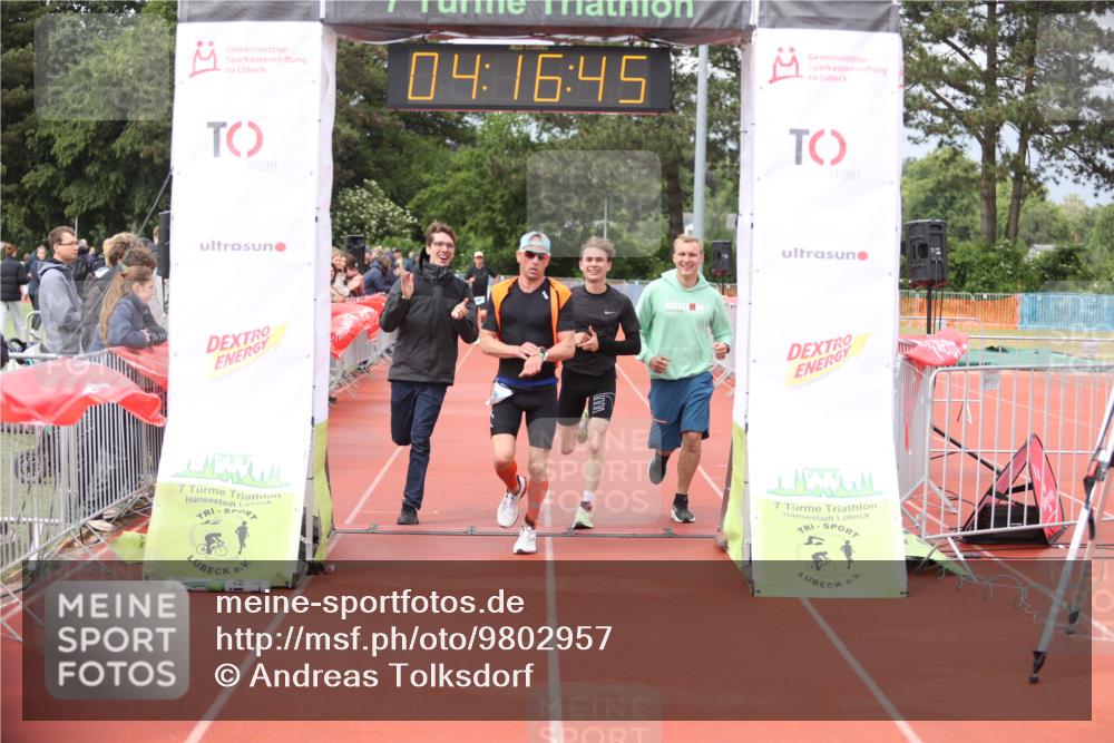 14.06.2026 - 7 Türme Triathlon Andreas Tolksdorf http://msf.ph/oto/9802957 14.06.2026 15:16:43 Ziel 689, 1088 meine-sportfotos.de
