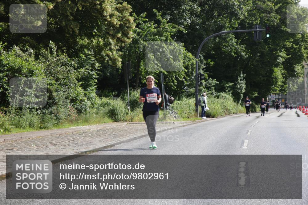 14.06.2026 - REWE Women's Run Jannik Wohlers http://msf.ph/oto/9802961 14.06.2026 10:16:57 Laufen  meine-sportfotos.de